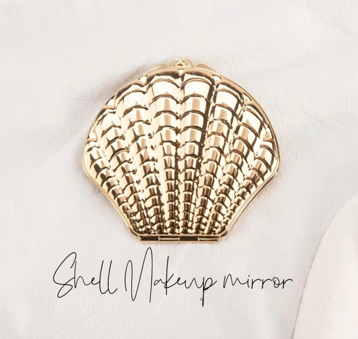 Clam Shell Compact Mirror
