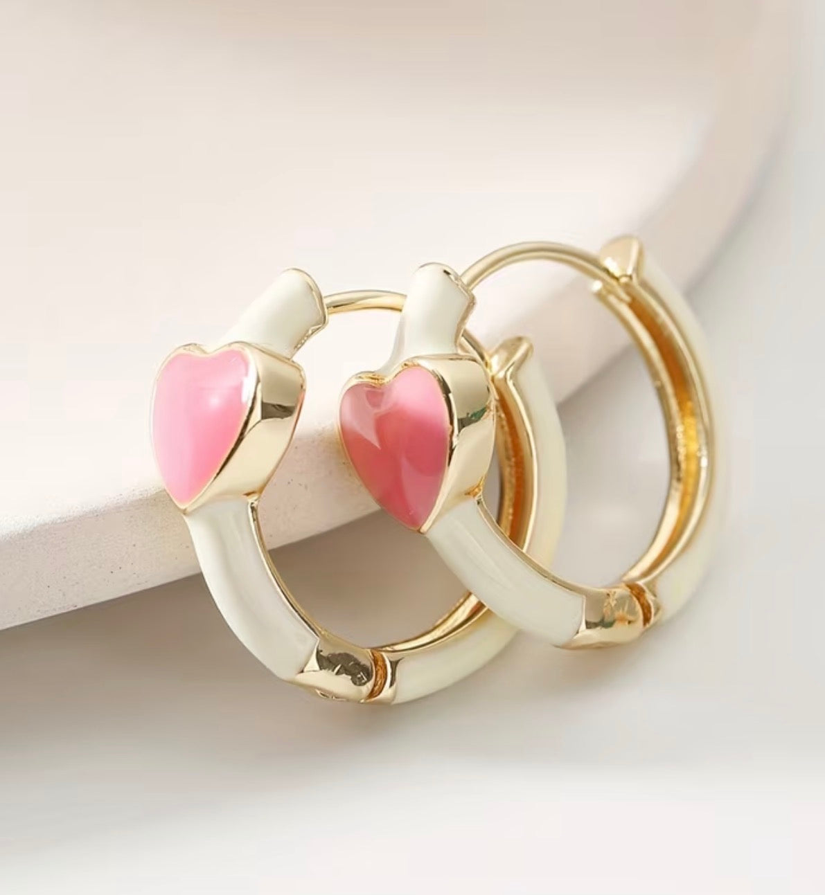 Cutesy Heart Earrings