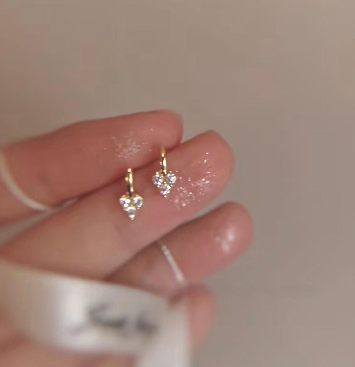 Delicate Heart Zirconia Earrings