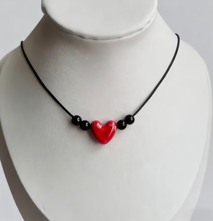 🖤 Black Beaded Choker Necklace with Red Heart ❤️
