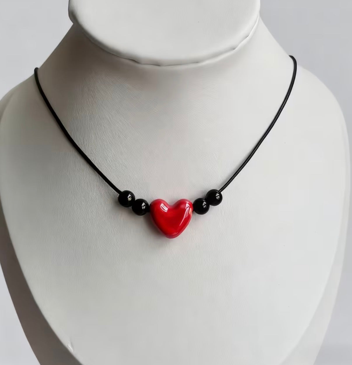 🖤 Black Beaded Choker Necklace with Red Heart ❤️