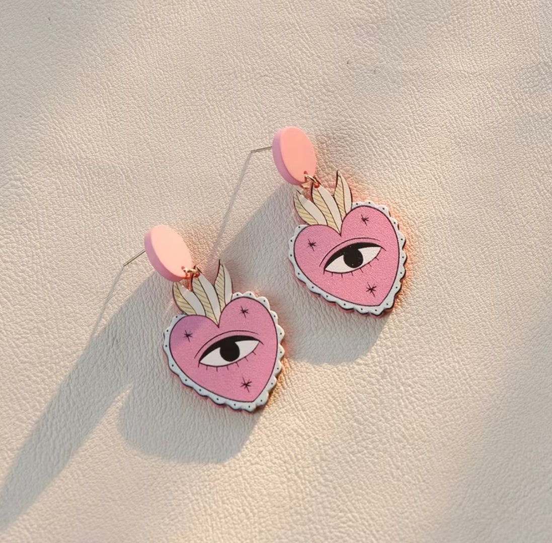 🩷 Pink Heart Earrings with Eyes 👀