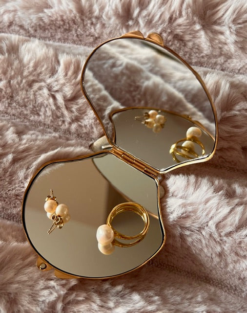 Clam Shell Compact Mirror