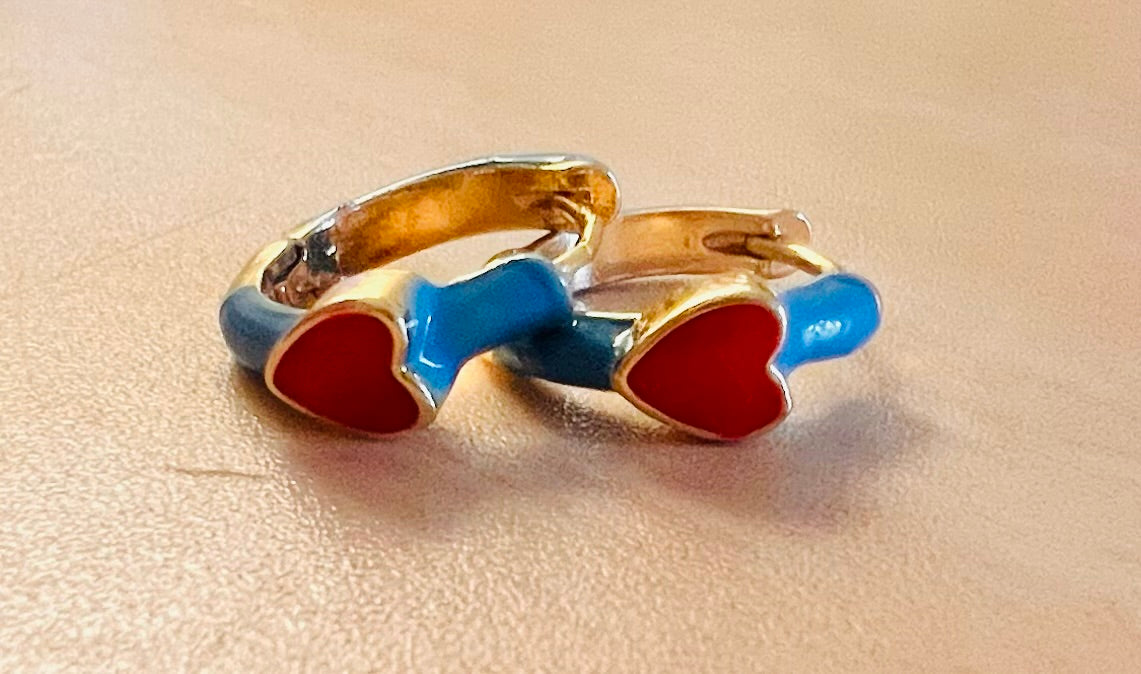 Cutesy Heart Earrings